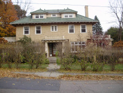 701 Beacon St, Newton, MA 02459-1901