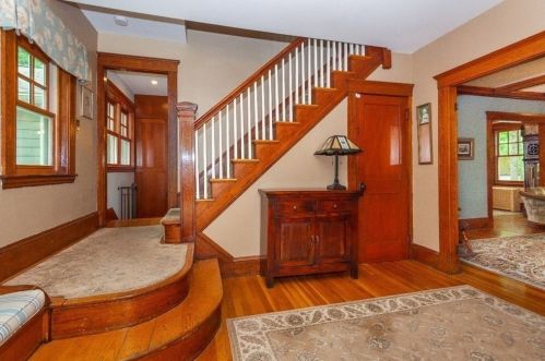 20 Rock View Rd, Milton MA  02186-2207 exterior