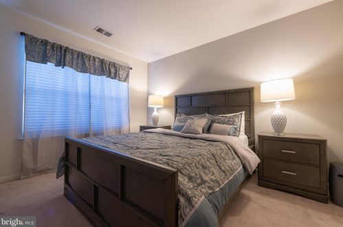 341 Chancellor Dr, West Deptford NJ  08096-5170 exterior