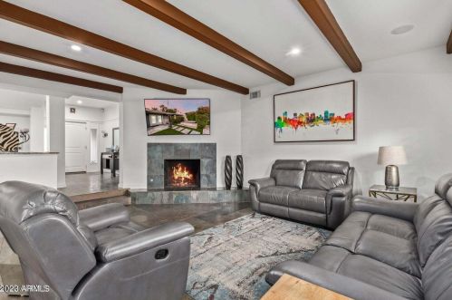 6849 2nd St, Phoenix AZ  85012-1005 exterior