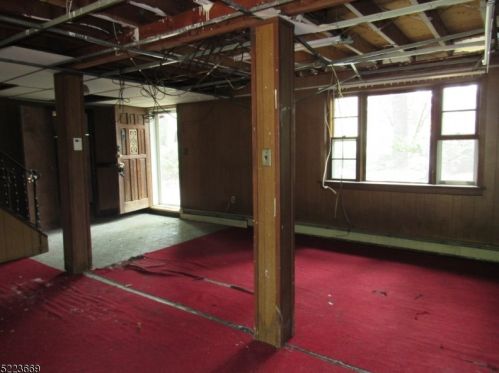 42 Smt Dr, Wantage NJ 07461-1239 exterior