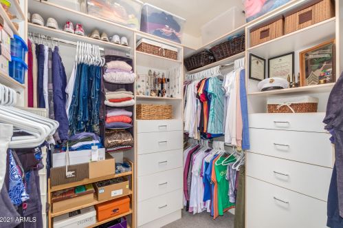 16011 18 Dr, Phoenix AZ 85045-1774 exterior