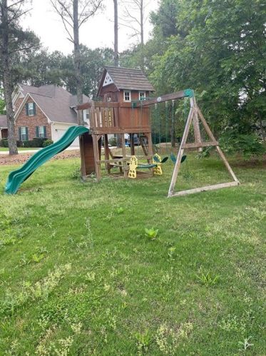 312 Pine Needle Ct, Stockbridge GA 30281-1595 exterior