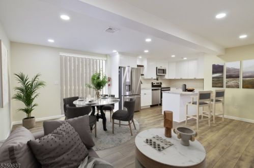 42 Smt Dr, Wantage NJ 07461-1239 exterior