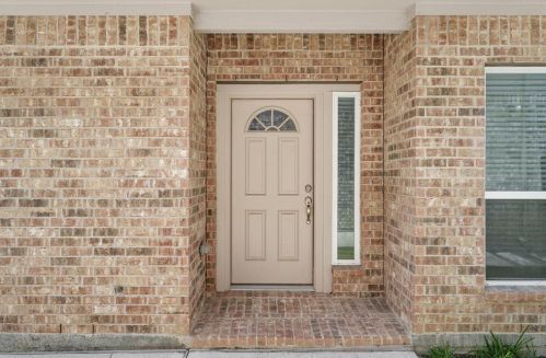 519 6th St, Morgans Point, TX 77571-4910