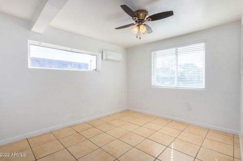 2502 Edgemont Ave, Phoenix AZ 85035-1716 exterior