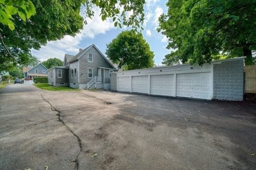 4 Mckinley Rd, Worcester MA  01605-2112 exterior