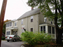 32 Beecher Pl, Newton, MA 02459-2313