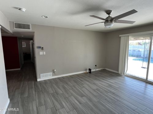 2113 Amelia Ave, Phoenix AZ 85037-2408 exterior