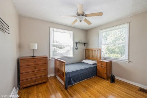 4608 Wenonah Ave, Forest View IL 60402-4353 exterior