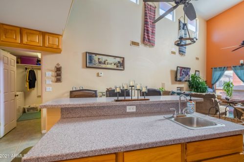 906 Carlise Rd, Phoenix AZ 85086-7479 exterior