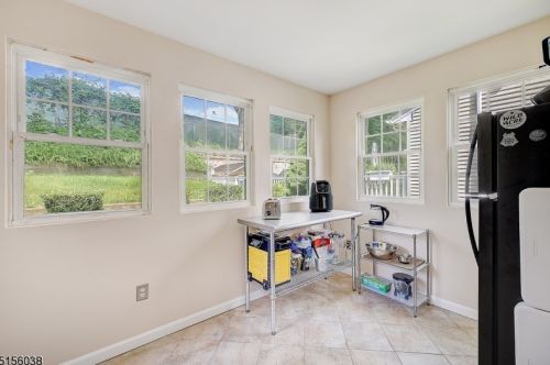 205 Fairway Ave, Belleville NJ 07109-1401 exterior