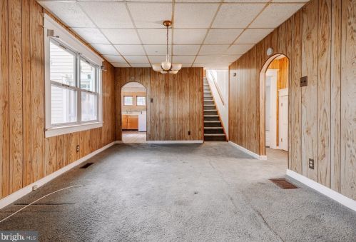 1352 Burkett Ave, West Deptford NJ 08093-1915 exterior