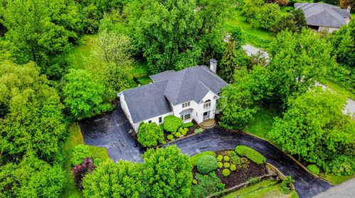 1240 131 Ct, Lemont IL exterior