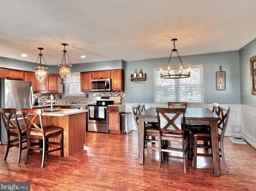 205 Wrexham Ct, West Deptford NJ 08096-4237 exterior