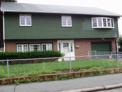 63 Indiana Ter, Newton, MA 02464-1314