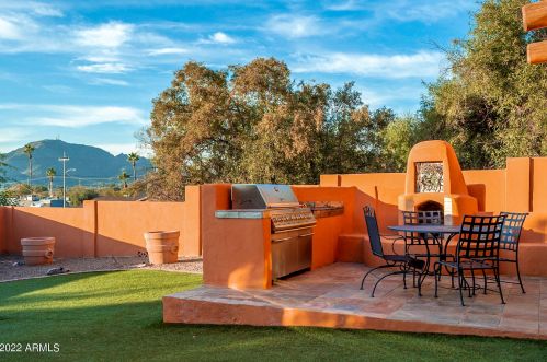 9032 14 Pl, Phoenix AZ 85014-4210 exterior