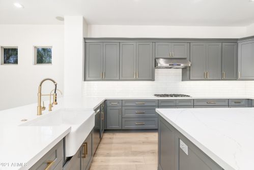 23217 39th Ter, Phoenix AZ  85050-5412 exterior