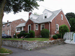 36 Melville Ave, Newton, MA 02460-1224