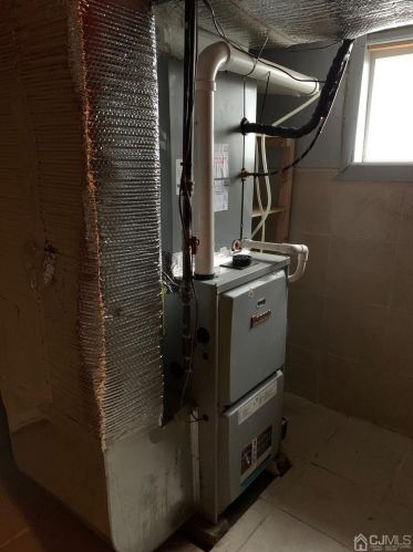 247 Cherry St, Carteret NJ 07008-1745 exterior