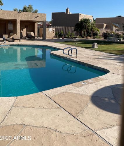 12611 41st Pl, Phoenix AZ  85032-7408 exterior