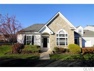 1847 Felicity Ln, Hellertown, PA 18055-3412