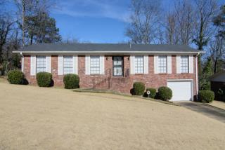 1329 Sumar Rd, Birmingham AL  35213-1011 exterior