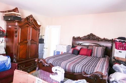 33 Independent St, New Bedford MA 02744-1800 exterior