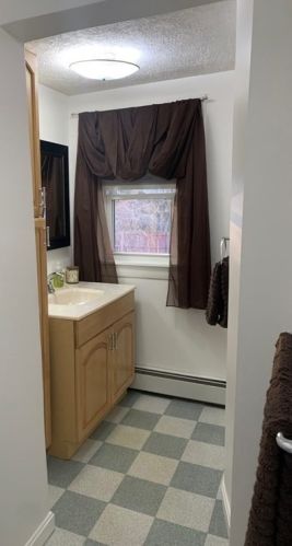 9 Delmont St, Methuen MA 01844-5559 exterior