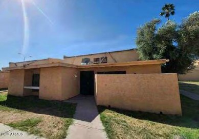 2692 43rd Ave, Phoenix AZ  85009-1080 exterior