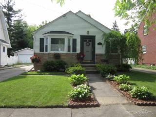 234 Lockwood St, Saginaw, MI 48602-3026