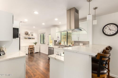 10808 43rd St, Phoenix AZ 85050-3342 exterior