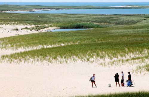 75 Main St, Chatham MA 02633-2419 exterior