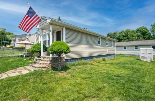 119 Houghton St, Worcester, MA 01604-3935