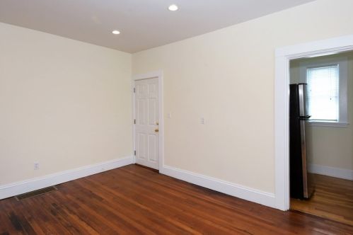 49 Highland Ave, Everett MA 02149-1434 exterior