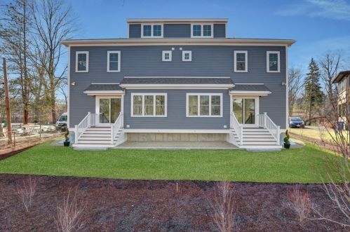 401 Albemarle Rd, Newton MA  02460-1357 exterior