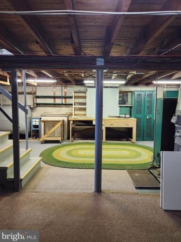 325 Billings Ave, West Deptford NJ 08066-1157 exterior