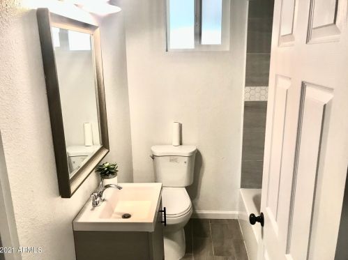 3224 Cypress St, Phoenix AZ 85008-2913 exterior