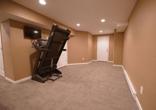 187 Woodland Rd, Southborough MA 01772-2039 exterior