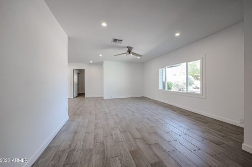 3535 Acapulco Ln, Phoenix AZ 85023-5019 exterior