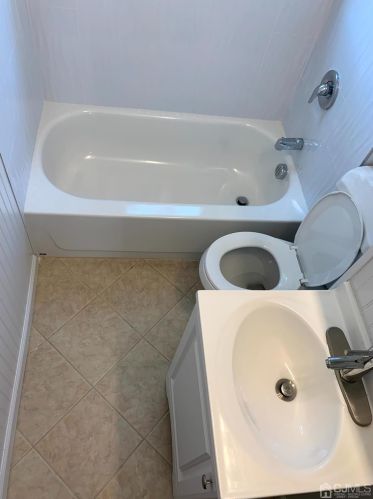 30 Emerson St, Carteret NJ  07008-2522 exterior