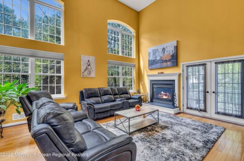 12 Swallow Tail Ct, Jackson Twp NJ 08527-2872 exterior