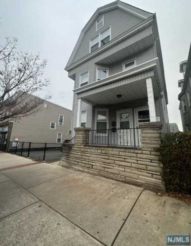 159 Kearny Ave, Kearny NJ  07032-2407 exterior