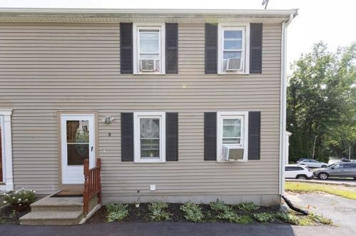9 Lorraine Rd, Worcester, MA 01604-3464