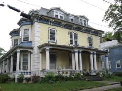 121 Adena Rd, Newton, MA 02465-1619