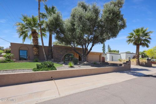 10602 25th Pl, Phoenix AZ 85008-3518 exterior