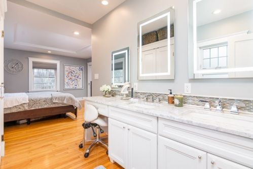 124 Elm Ave, Quincy MA 02170-2939 exterior