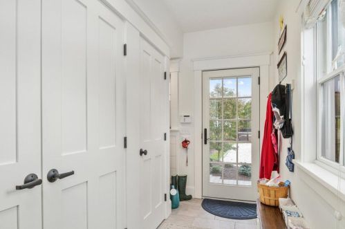 125 Seaview St, Chatham MA 02633-2330 exterior