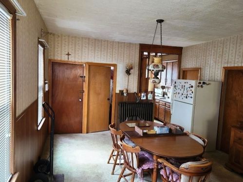 87 Briggs St, New Bedford MA 02740-3206 exterior