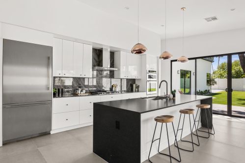 533 Belmont Ave, Phoenix AZ 85051-6766 exterior